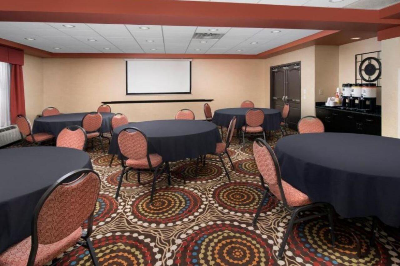Hampton Inn Lenoir City Exterior photo