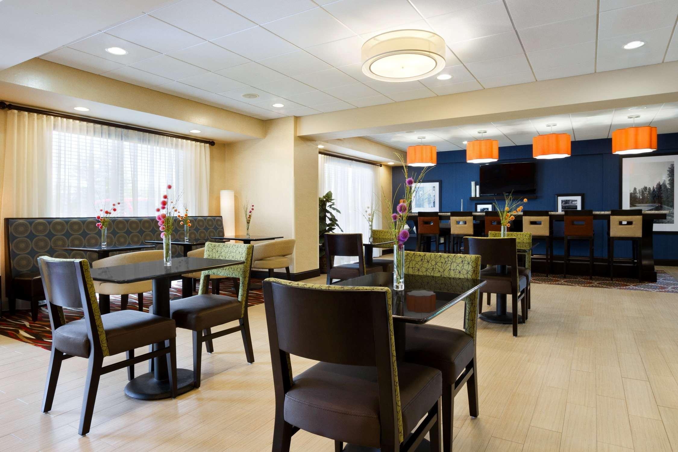 Hampton Inn Lenoir City Exterior photo