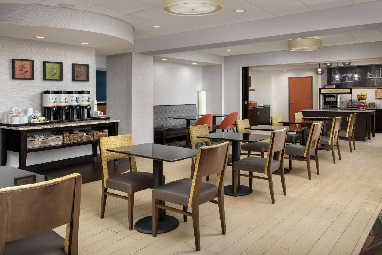 Hampton Inn Lenoir City Exterior photo