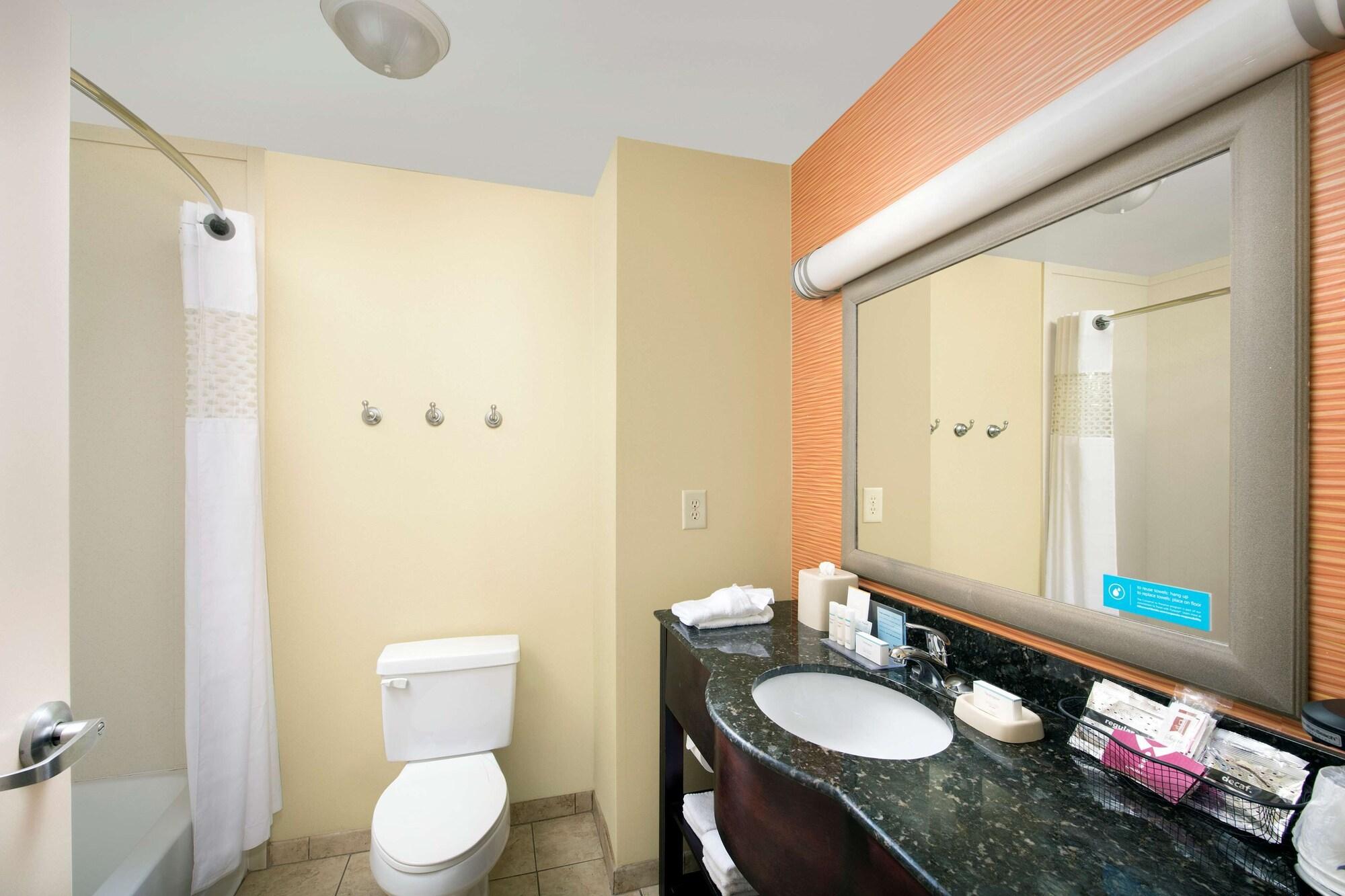 Hampton Inn Lenoir City Exterior photo