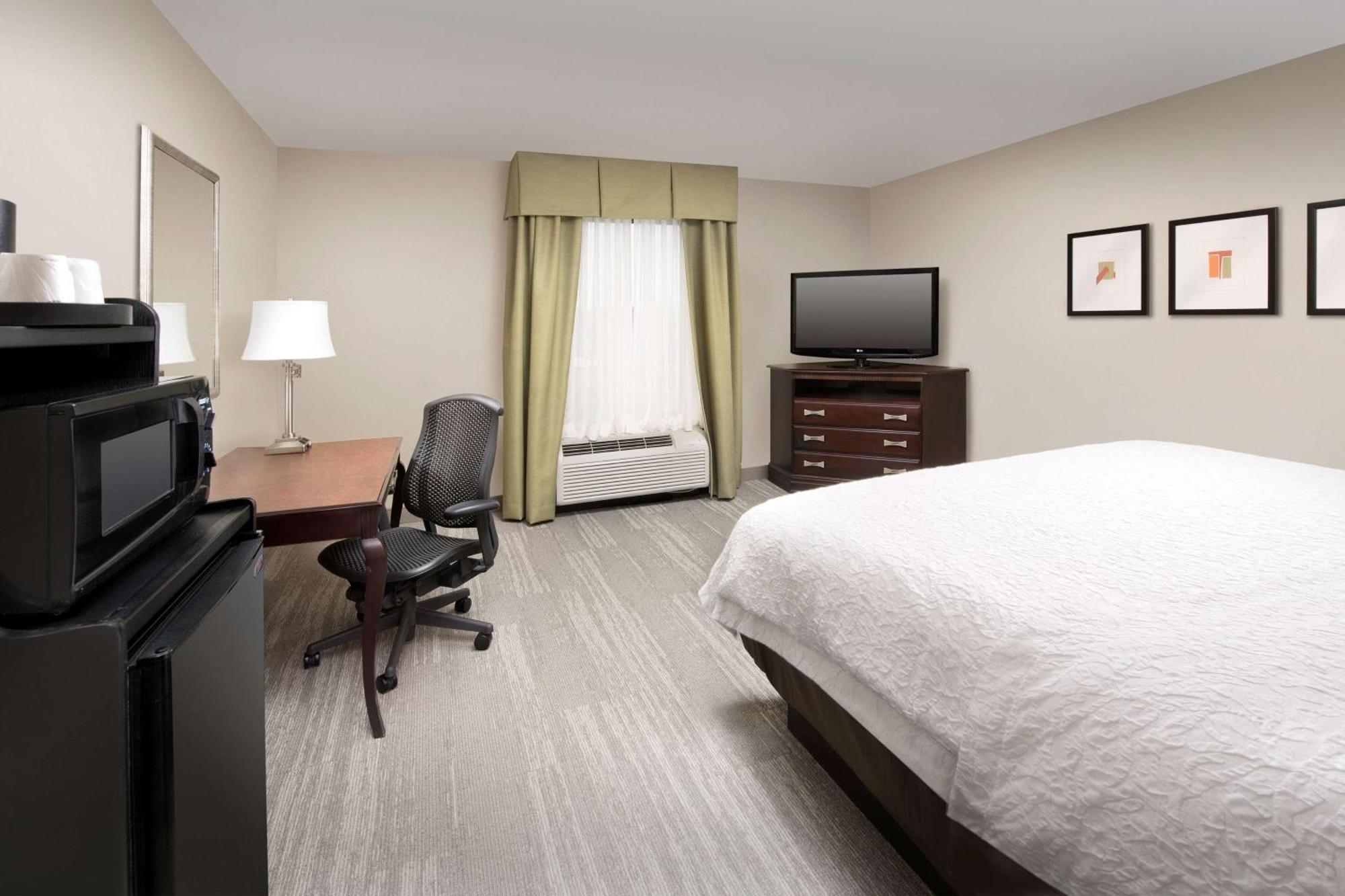 Hampton Inn Lenoir City Exterior photo