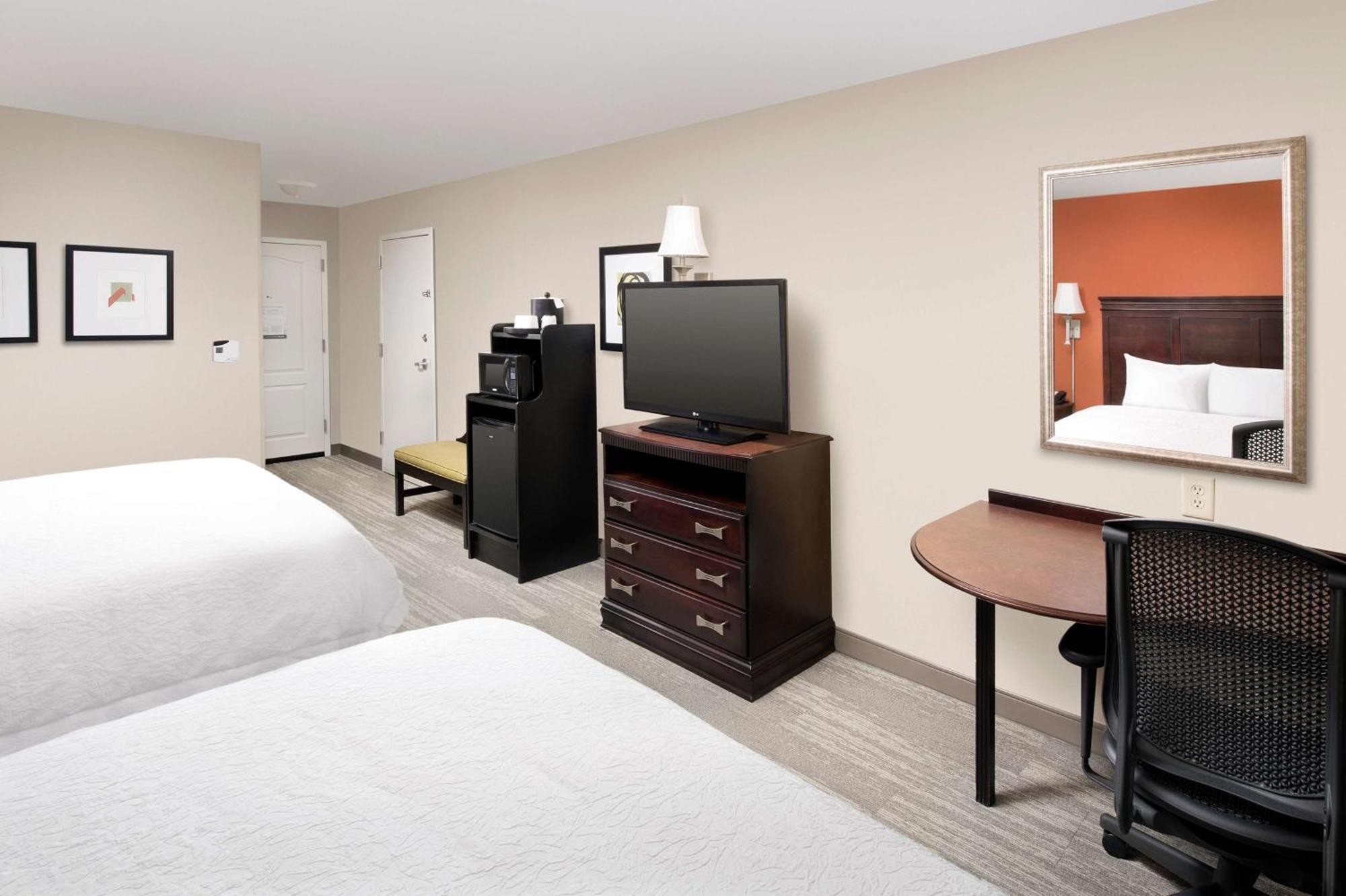 Hampton Inn Lenoir City Exterior photo