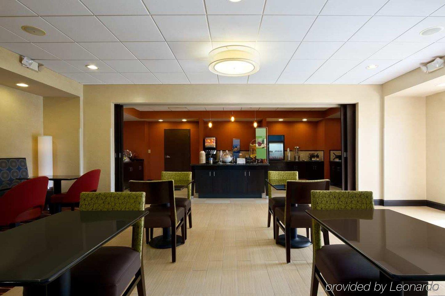 Hampton Inn Lenoir City Exterior photo